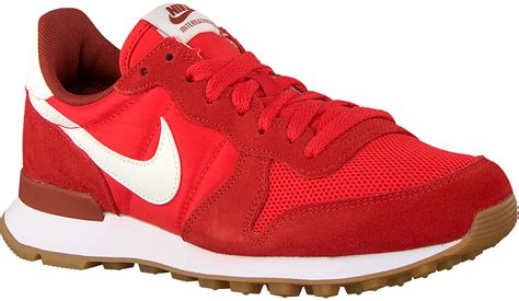 rote nike schuhe damen in|nike schuhe mit rotem zeichen.